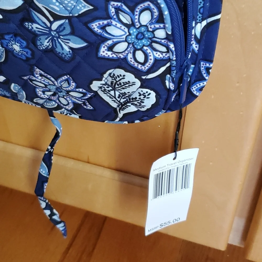 Vera Bradley Factory Style Medium Travel Organizer NWT - Picture 8 of 14